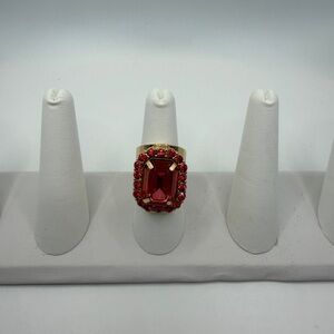 Elegant Red Gemstone Ring